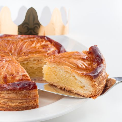 Epiphany Treats: Mastering the Traditional Galette des Rois Recipe from France - Lotange